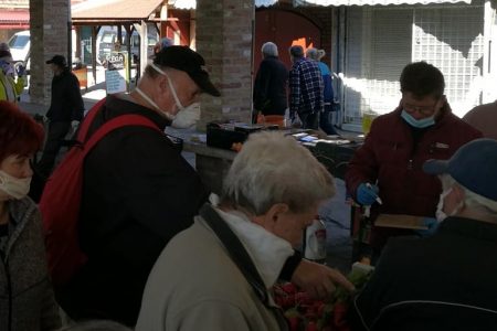 Víruskutató: „Finomhangolással” megelőzhető lehet egy második hullám
