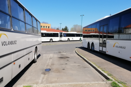 Két, egymástól nem független per zajlik jelenleg a Volánbusz Zrt. és Hódmezővásárhely között