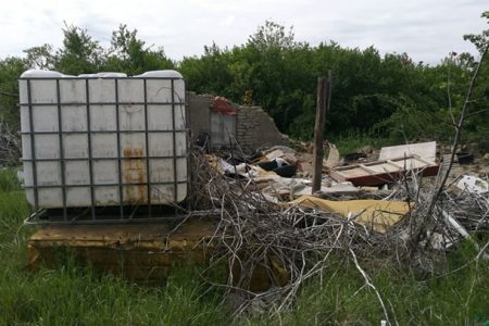 16 illegális hulladéklerakó szűnhet meg Vásárhely határában