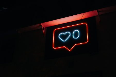 Megrázó Insta-oldal: videókon bántalmazzák egymást a diákok