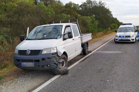 Három jármű ütközött Hódmezővásárhely mellett, mégsem sérült meg senki
