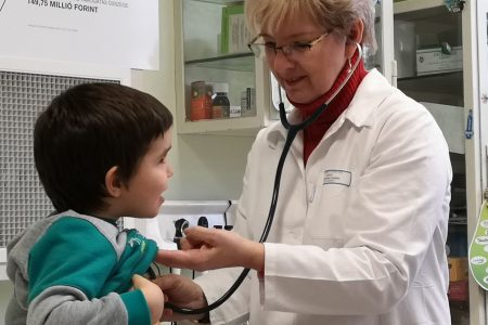 A szamárköhögésre figyelmeztet Havasi Katalin