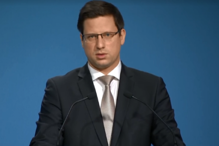 Utoljára tartanak online Kormányinfót – 524, már másodjára is beoltott beteg hunyt el eddig