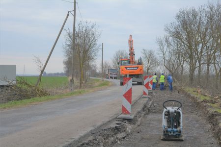 Elkezdődött a Nagymágocs – Székkutas útszakasz felújítása