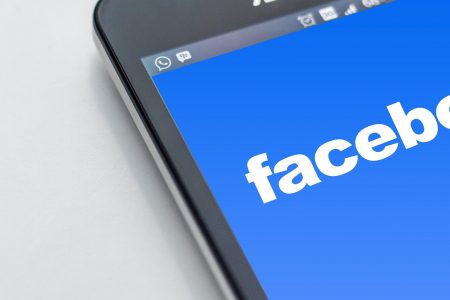 Kiderült, technikai hiba miatt esett vissza a magyar politikusok posztjainak elérése