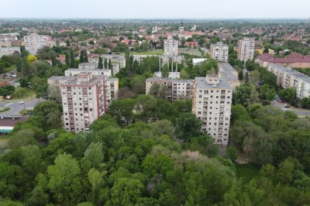 A gazdasági bizottságnál átment az új lakástörvény tervezete