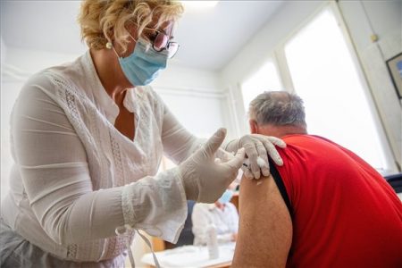 Háziorvosok: Kásler Miklós és Müller Cecília döntései veszélyeztetik az ellátást