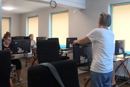 Ismét gépírás tanfolyam indul a könyvtárban