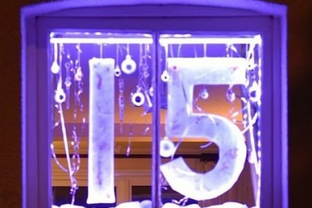 Adventi ablakok – ezúttal már az egész városra kiterjedően