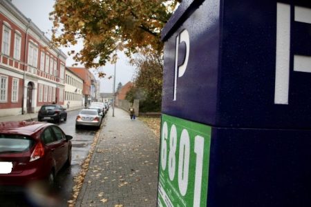 Közgyűlés: levették a napirendről, nem növelték a parkolási díjat