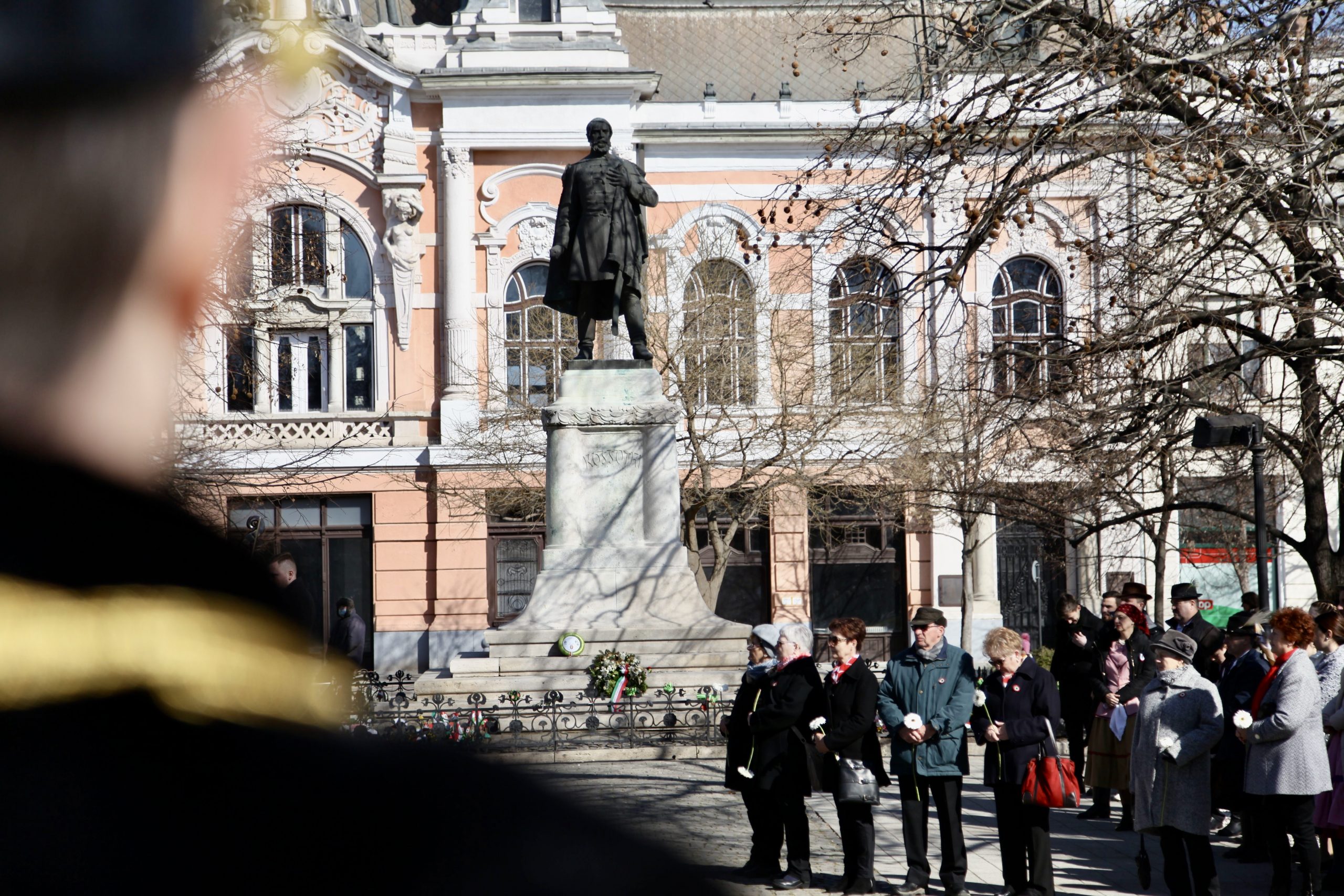 március 15 Kossuth szobor