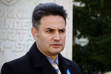 Márki-Zay: Magyarország szégyenkezik Orbán miatt