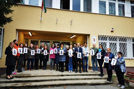 Maruzsa Zoltán szerint nem volt még ebben az évezredben olyan széles körű egyeztetés, mint a státusztörvényről