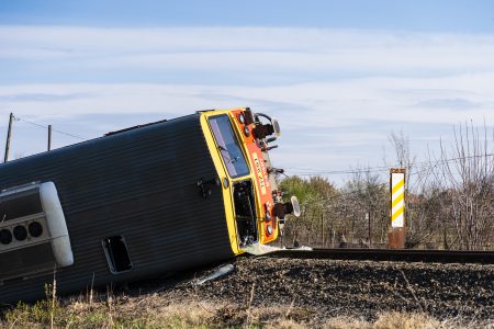 Szerencsére kevesebb a baleset a vasúti átjárókban