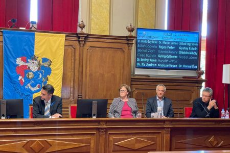 Több feladat, magasabb tiszteletdíj