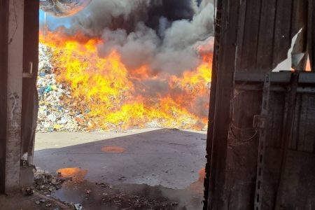 Fotókon: így pusztított a tűz a felgyői hulladéklerakóban