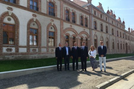 Vásárhelyi delegáció Királyhidán