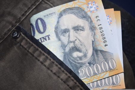 Lázár János a 7. a politikai felsővezetők SZJA-listáján