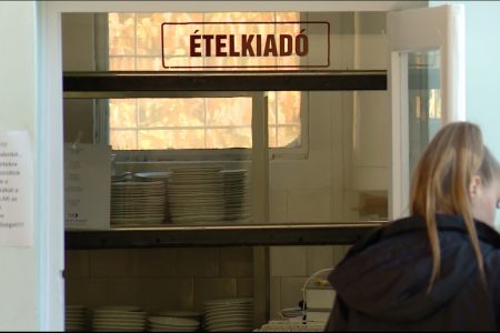 Iskolai étkezés: novembertől próbaüzemben ellenőrzik a befizetéseket