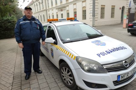 Második arany érdemkeresztjét is megkapta a vásárhelyi polgárőrök elnöke
