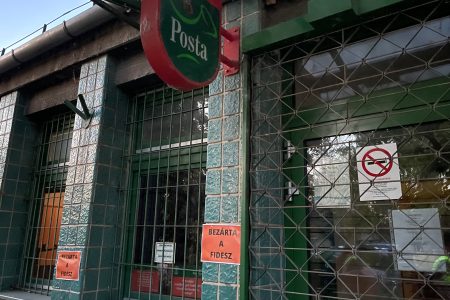 Nem lesz csoportos leépítés a kisposták bezárása miatt