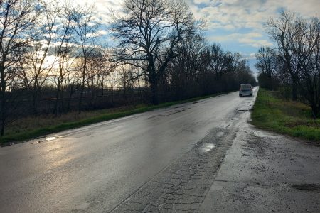 A Mindszent és Szegvár, illetve a Földeák és Maroslele közti utat is felújítják idén 