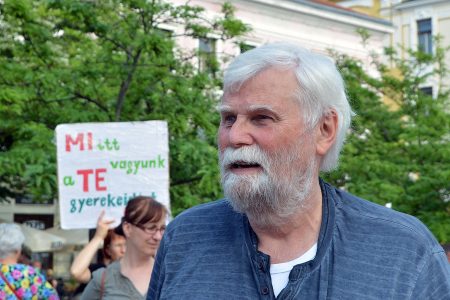 Mellár Tamás: nem lenullázni, hanem kiterjeszteni kellene a földadót a földbirtokos új arisztokráciára