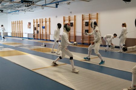 Vásárhelyen gyúr a VB-re az Európa-bajnok férfi, és az ezüstérmes női párbajtőr csapat 