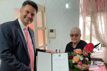 Kedden délelőtt 90 éves szülinapost köszöntött Márki-Zay Péter