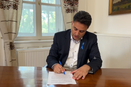 Márki-Zay Péter írásba is adta: a BFMK tánctermét ingyen használhatja a Szőnyi
