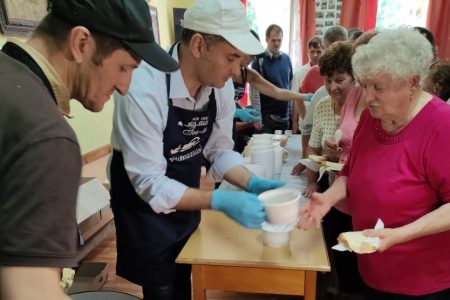 Vasárnap Susánban osztanak ingyen ebédet