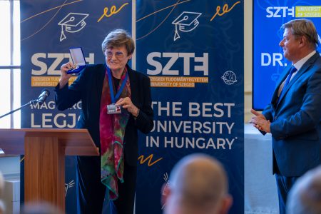 Hatalmas tömeg fogadta a Nobel-díjas Karikó Katalint Szegeden
