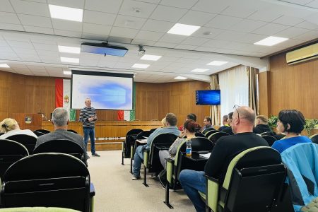 Továbbképzésre várták a megye iskolaőreit