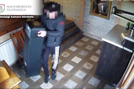 Kijelentkezés után elvitte a hangfalat is – videóval