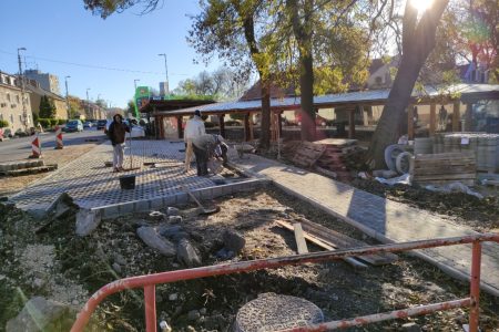 Parkoló lesz a Zátony melletti árok felett