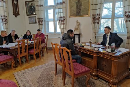 Huszonöten érkeztek a mai polgármesteri fogadóórára