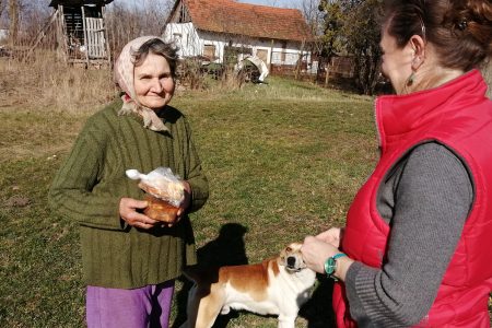 Kútvölgyre is jutott csülkös bableves
