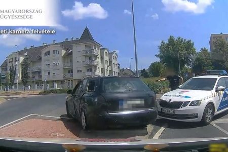 Percekig menekült a rendőrök elől az ámokfutó autós