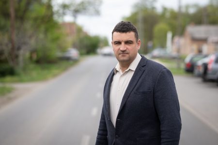 Ozgyin Balázs a Fidesz Béke-telepi és Kincses-telepi képviselőjelöltje Vásárhelyen