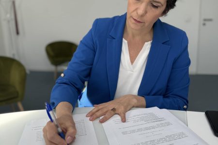 DK: Sulyok Tamásnak le kell mondania!