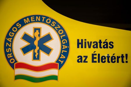 Ballagó vásárhelyi diákon segített egy mentős