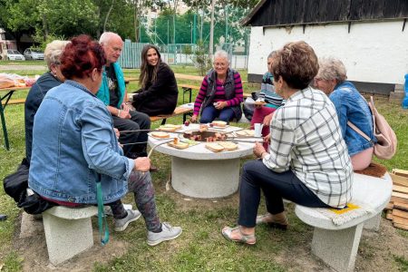 A Tájháznál avattak újabb közösségi sütögetőt