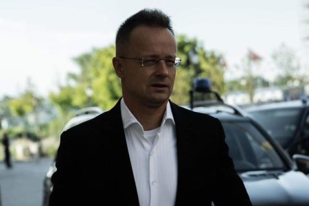 A Magyar Honvédség két helikopterrel segít Észak-Macedóniában
