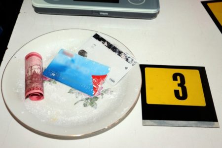 Őrizetben a lemezlovas drogdílerek