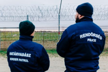 Ismét Ásotthalomnál fogtak migránsokat a hatóságok