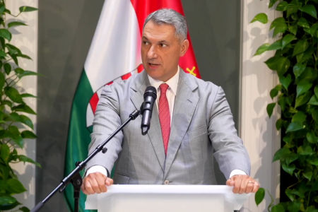 Lázár János ötpontos közlekedési akciótervet hirdetett