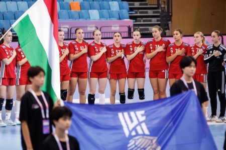 Kézilabda: vásárhelyi kötődésű játékosa is van az ifi világbajnoki bronzérmes női válogatottnak