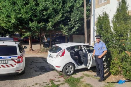 Kalapáccsal mentette meg a kisfiú életét a szegedi rendőr
