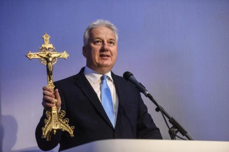 Semjén Zsolt: menthetetlen, visszataszító és botrányos néhány pap közelmúltbeli botránya