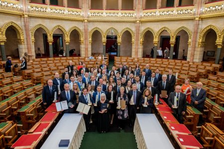Érték és Minőség Nagydíjat kapott a CSOMIÉP